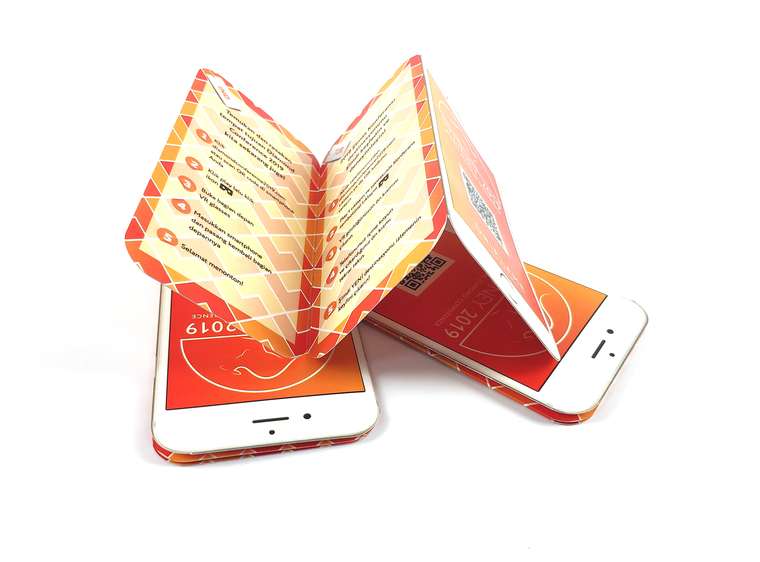 Лифлет-книжка (В развороте)